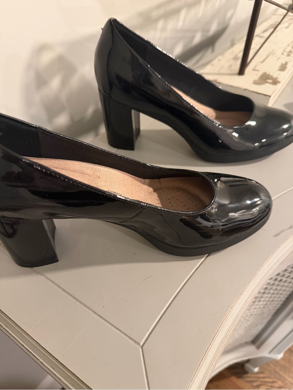 Clark's Ultimate Comfort Black Patent Block Heel Pumps - Classic  Dress Shoes